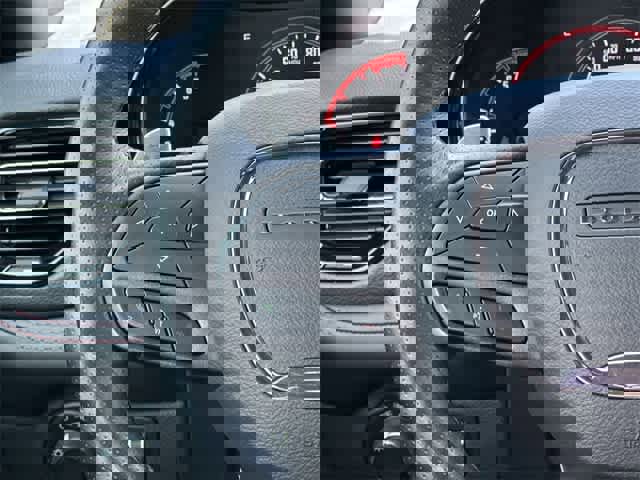 Used 2023 Dodge Durango R/T w/ Blacktop Package image 8