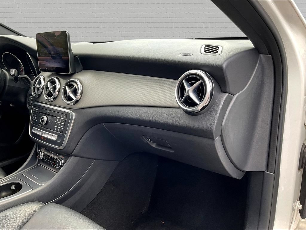 Used 2018 Mercedes-Benz GLA 250 image 20