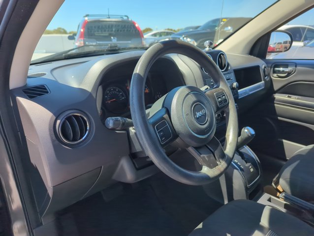 Used 2016 Jeep Compass Sport w/ Power Value Group image 9