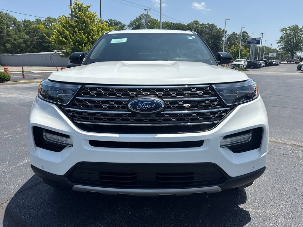 Used 2024 Ford Explorer King Ranch w/ Technology Package AWD/4WD video 3