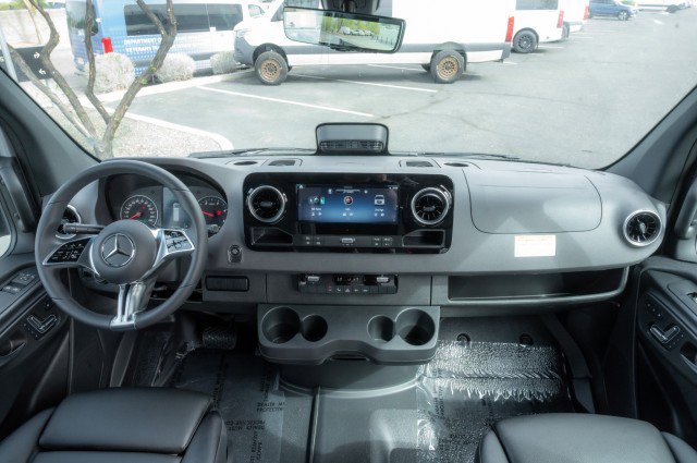 New 2025 Mercedes-Benz Sprinter 2500 image 17