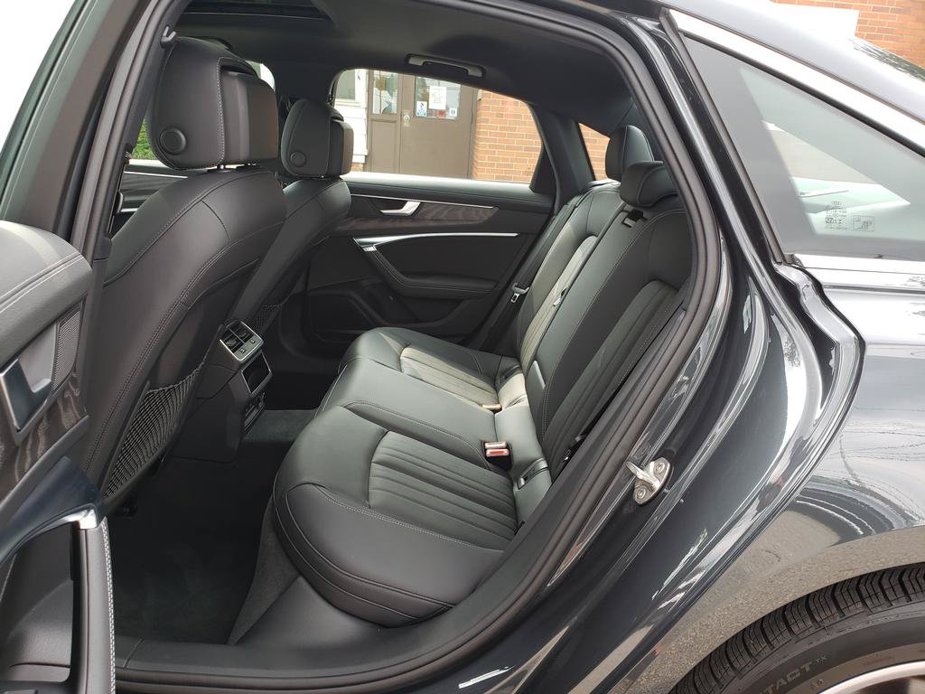 Used 2025 Audi A6 Premium Plus w/ Premium Plus Package AWD/4WD image 11