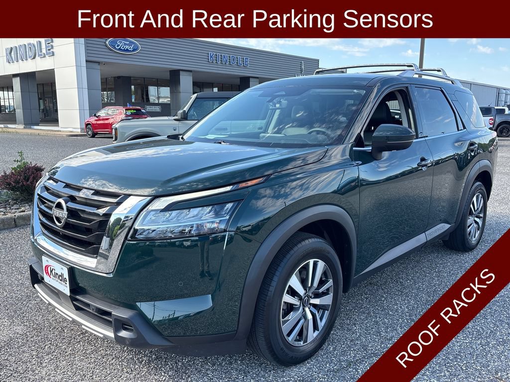 Used 2023 Nissan Pathfinder SL AWD/4WD image 4