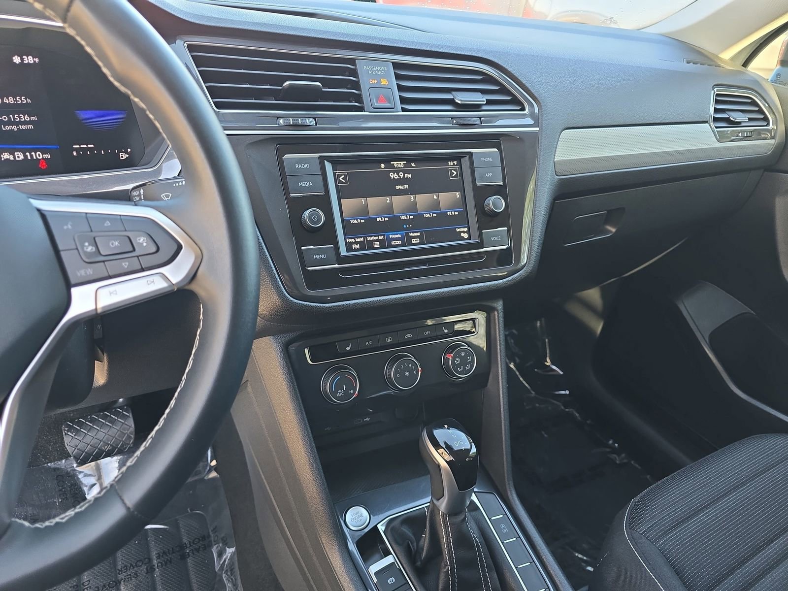 Used 2023 Volkswagen Tiguan S image 25