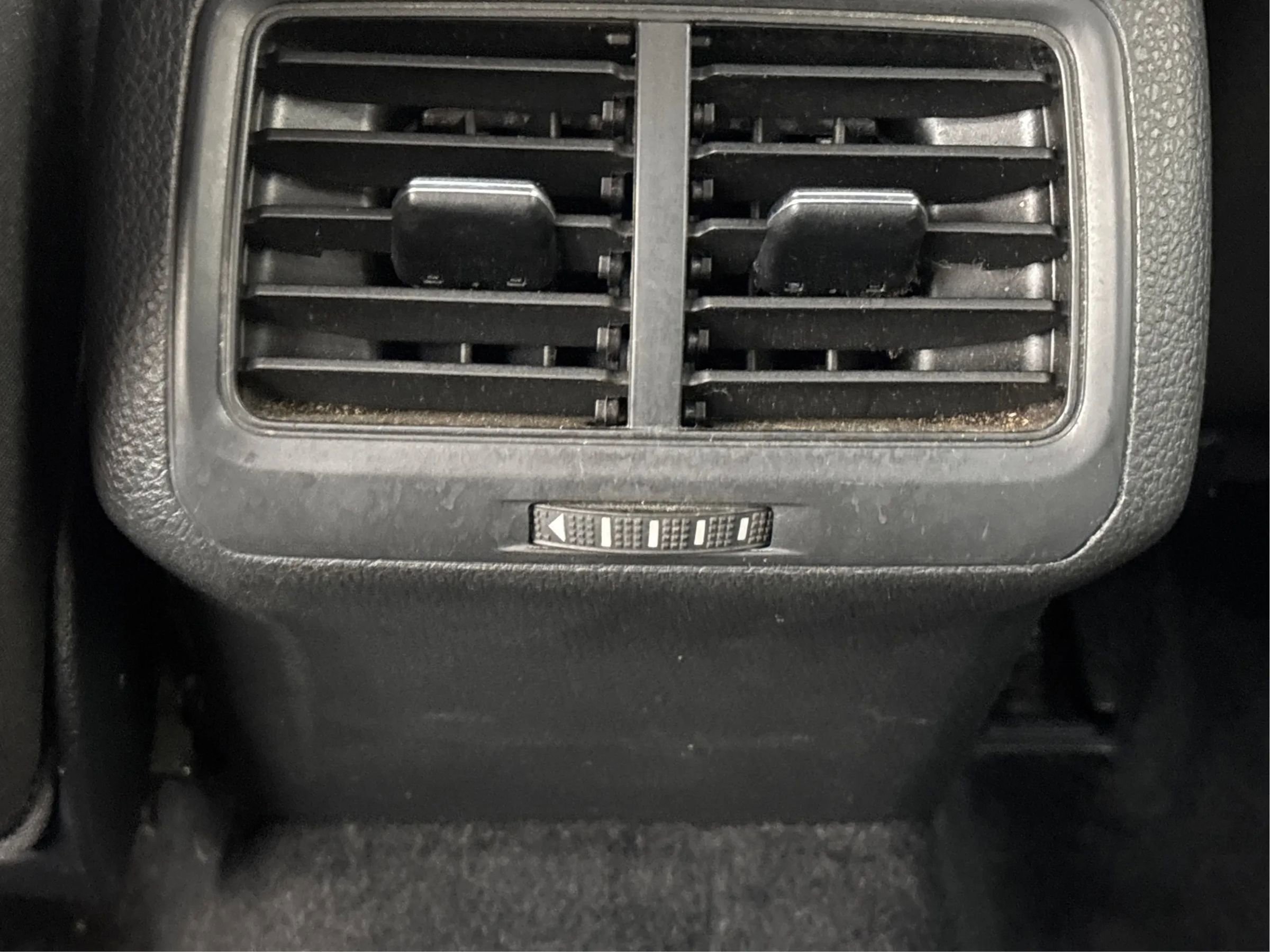 Used 2019 Volkswagen GTI SE image 28