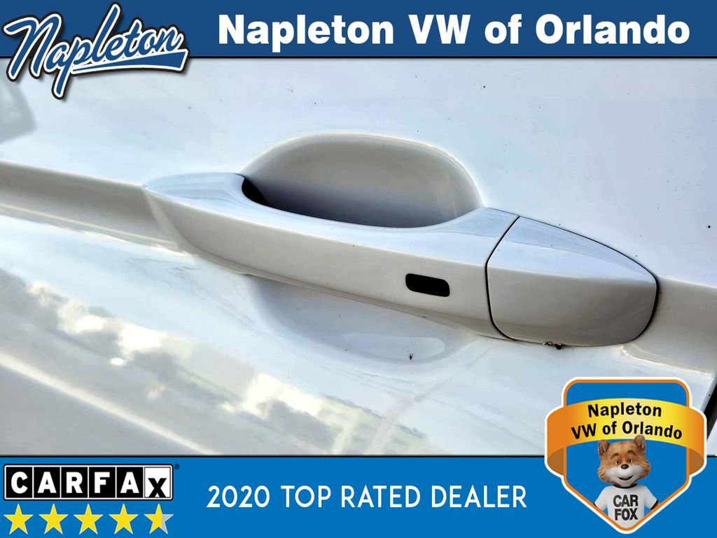 Used 2022 Volkswagen Tiguan SE image 12