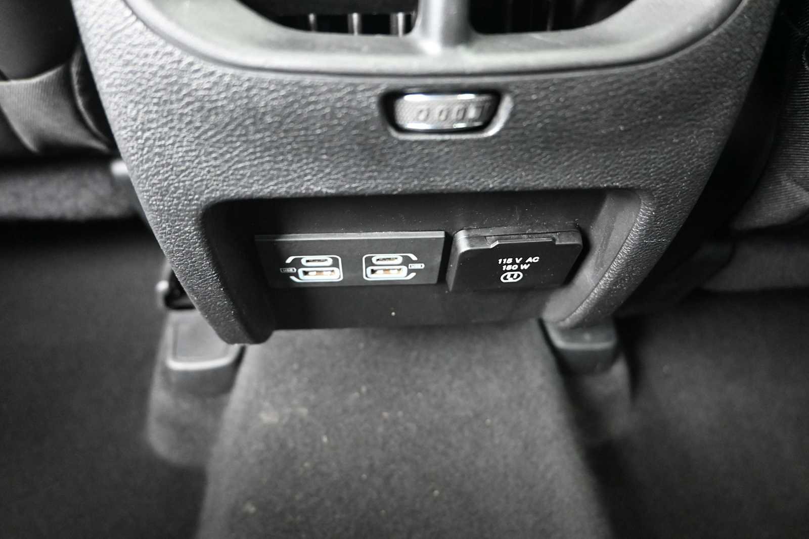 Used 2021 Jeep Cherokee Trailhawk w/ Sun, Sound & Nav Group AWD/4WD image 23