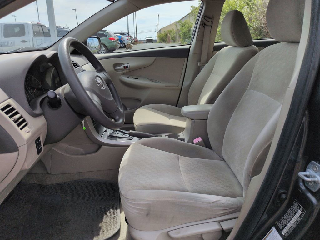 Used 2009 Toyota Corolla LE FWD image 10