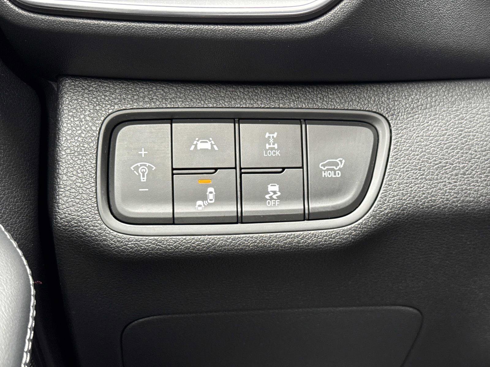 Certified 2020 Hyundai Santa Fe Limited image 13