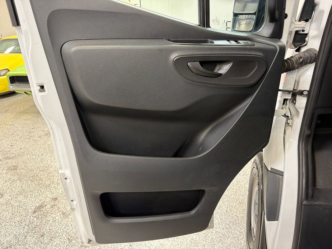 Used 2020 Mercedes-Benz Sprinter 2500 image 16
