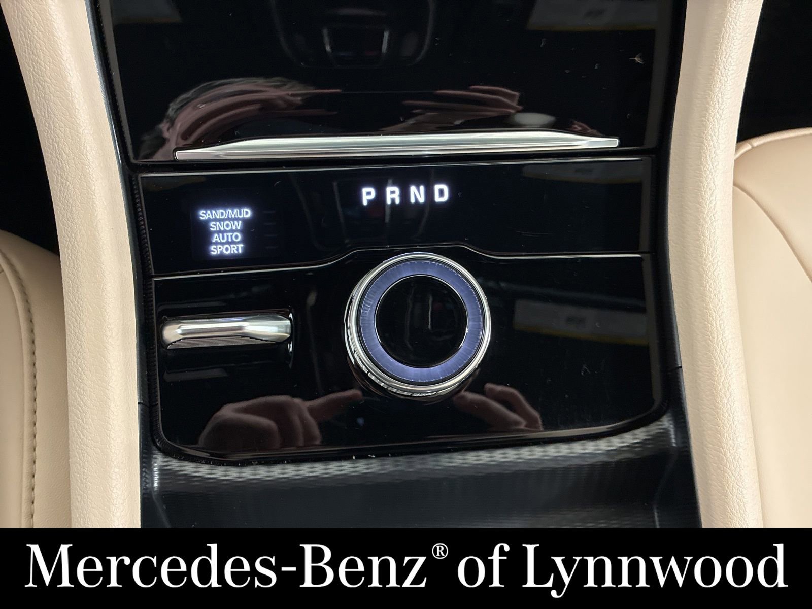 Used 2025 Jeep Grand Cherokee L Limited image 22