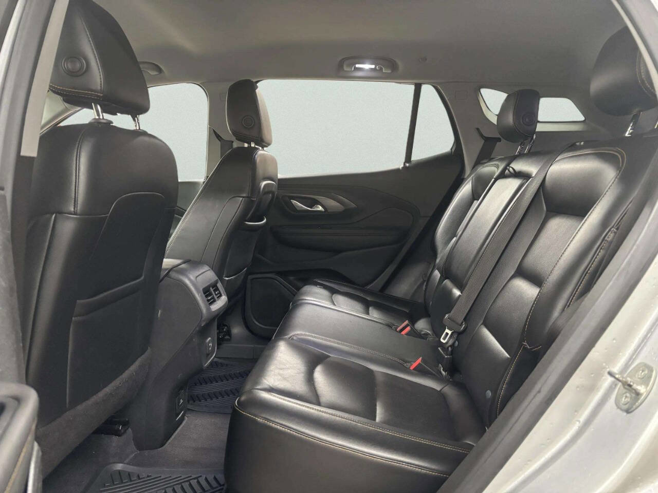 Used 2020 GMC Terrain SLT w/ Preferred Package image 15