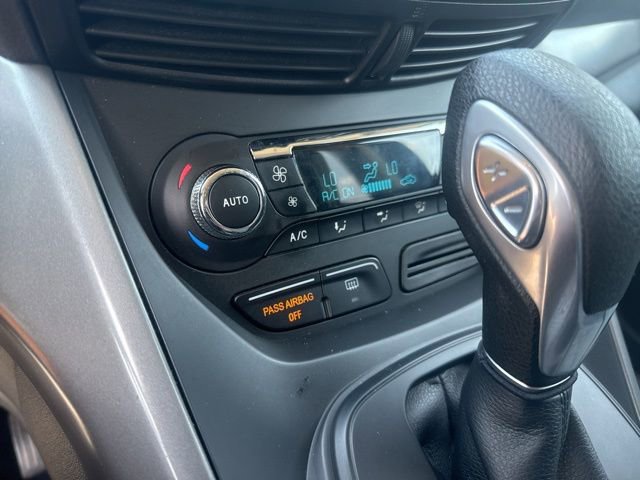 Used 2016 Ford Escape SE w/ Equipment Group 201A FWD image 30