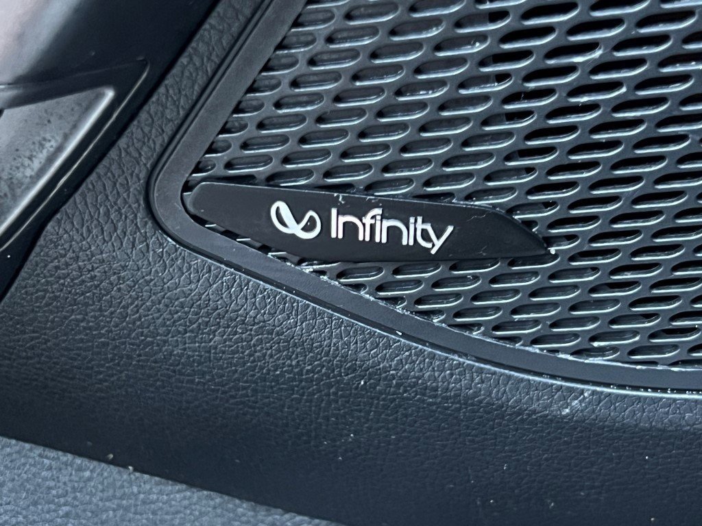 Used 2017 Hyundai Santa Fe Sport image 31