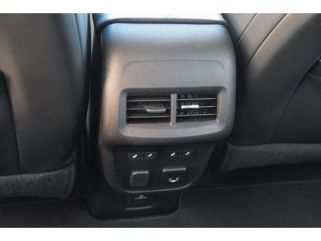 Used 2018 Chevrolet Equinox Premier image 15