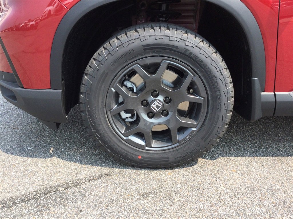 New 2025 Honda Pilot TrailSport image 11