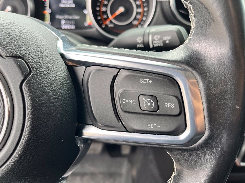 Used 2020 Jeep Gladiator Overland AWD/4WD image 24