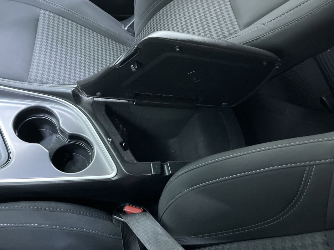 Used 2019 Dodge Challenger SXT w/ Blacktop Package image 23