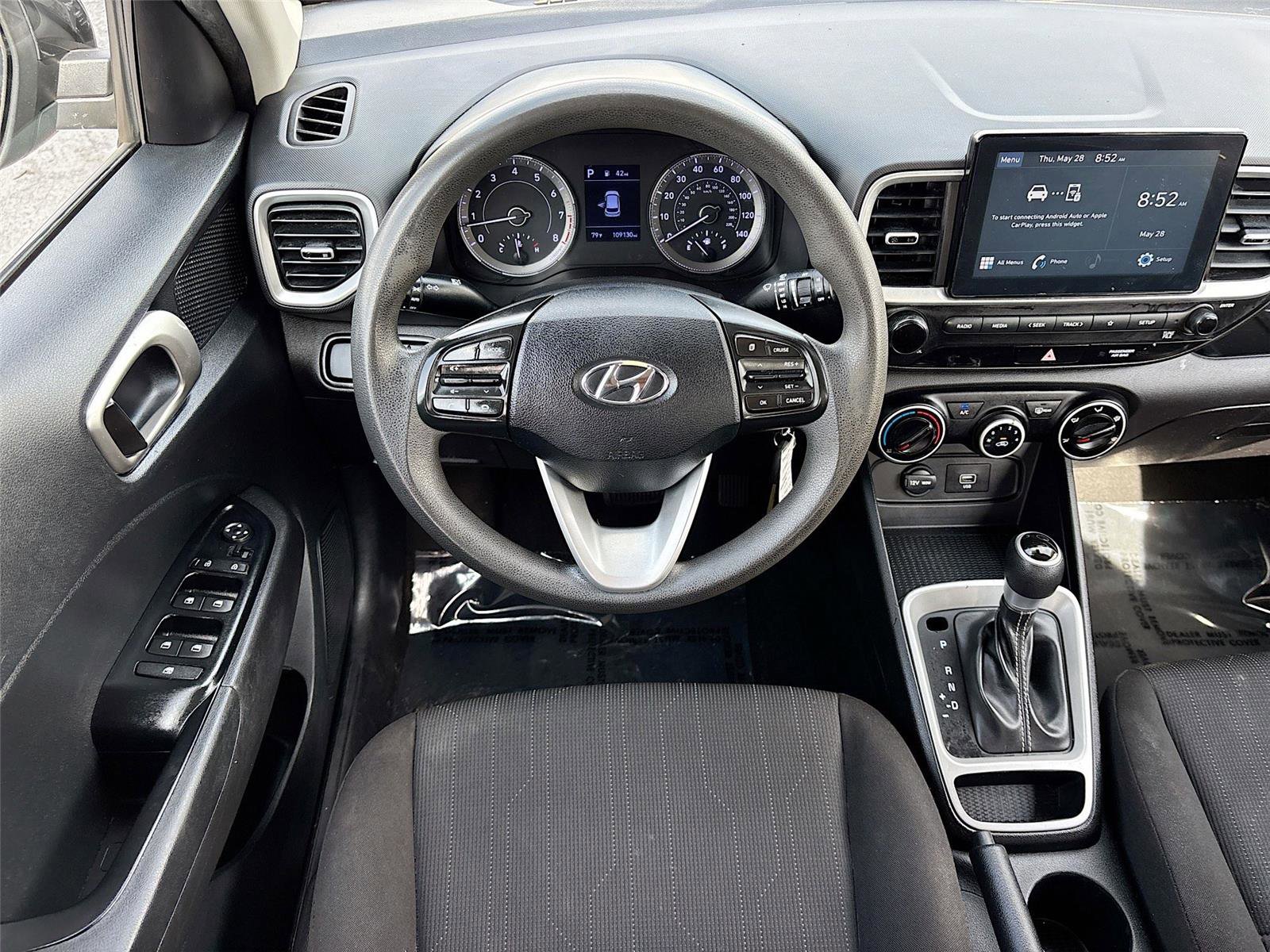 Used 2021 Hyundai Venue SE FWD image 20