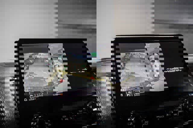 Used 2021 Nissan Armada SL w/ Captain's Chairs Package image 26