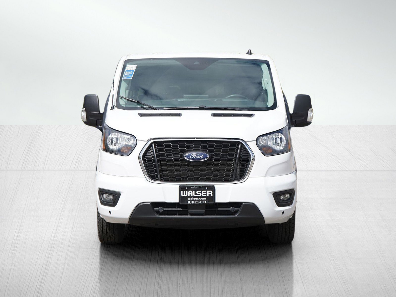 Used 2024 Ford Transit 350 XLT RWD image 7