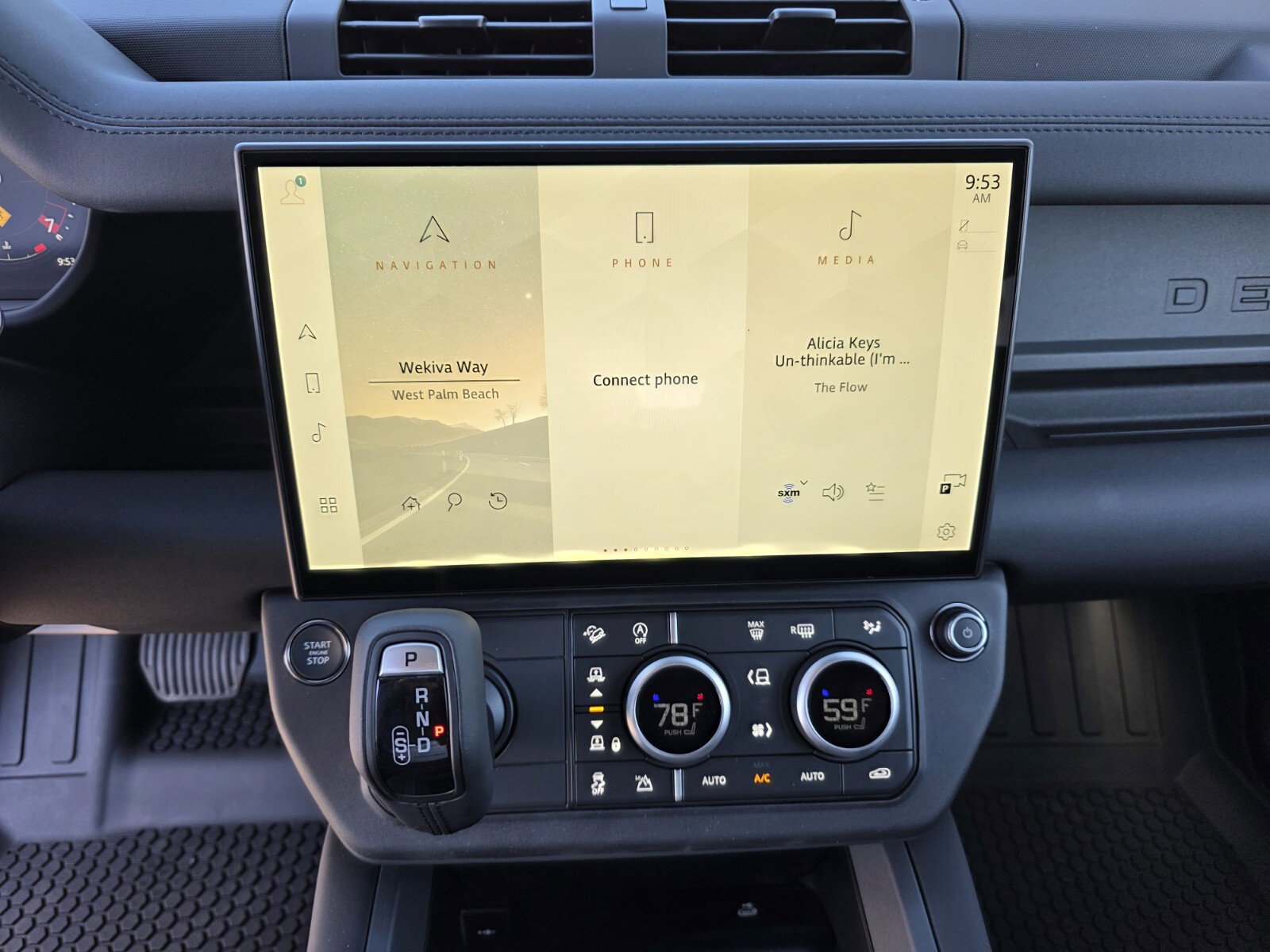 New 2026 Land Rover Defender 110 X-Dynamic SE image 15