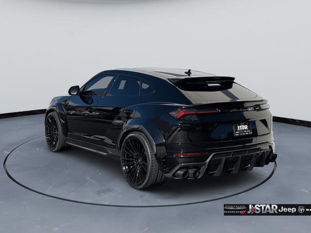 Used 2021 Lamborghini Urus image 8