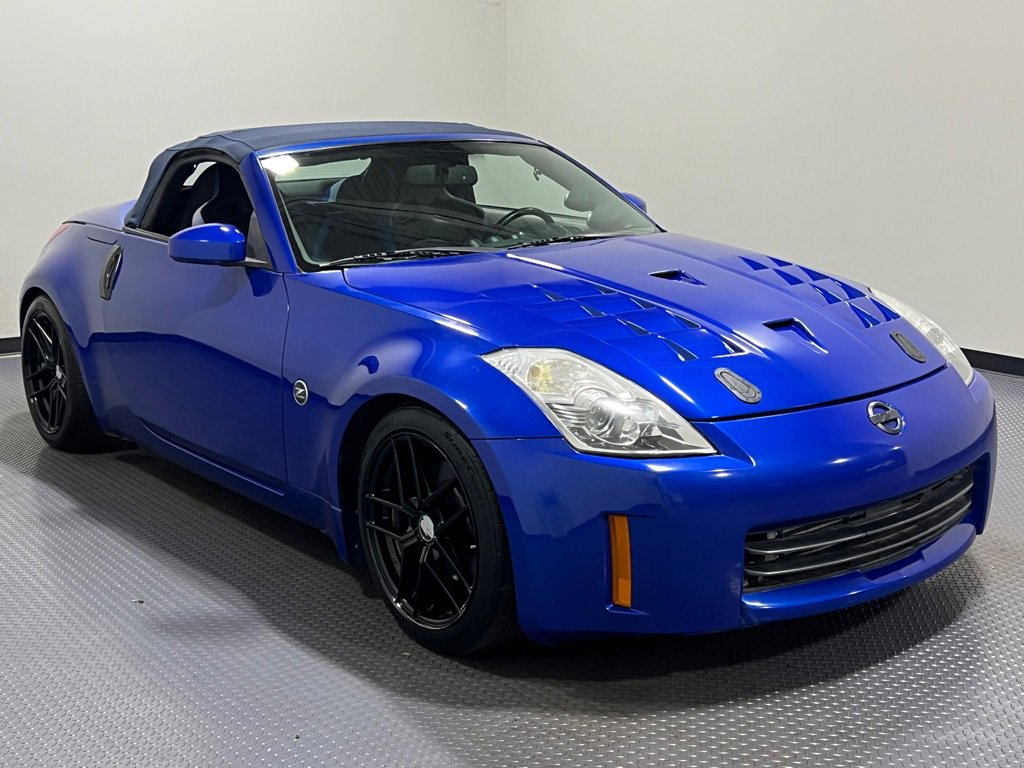 Used 2006 Nissan 350Z Touring image 4