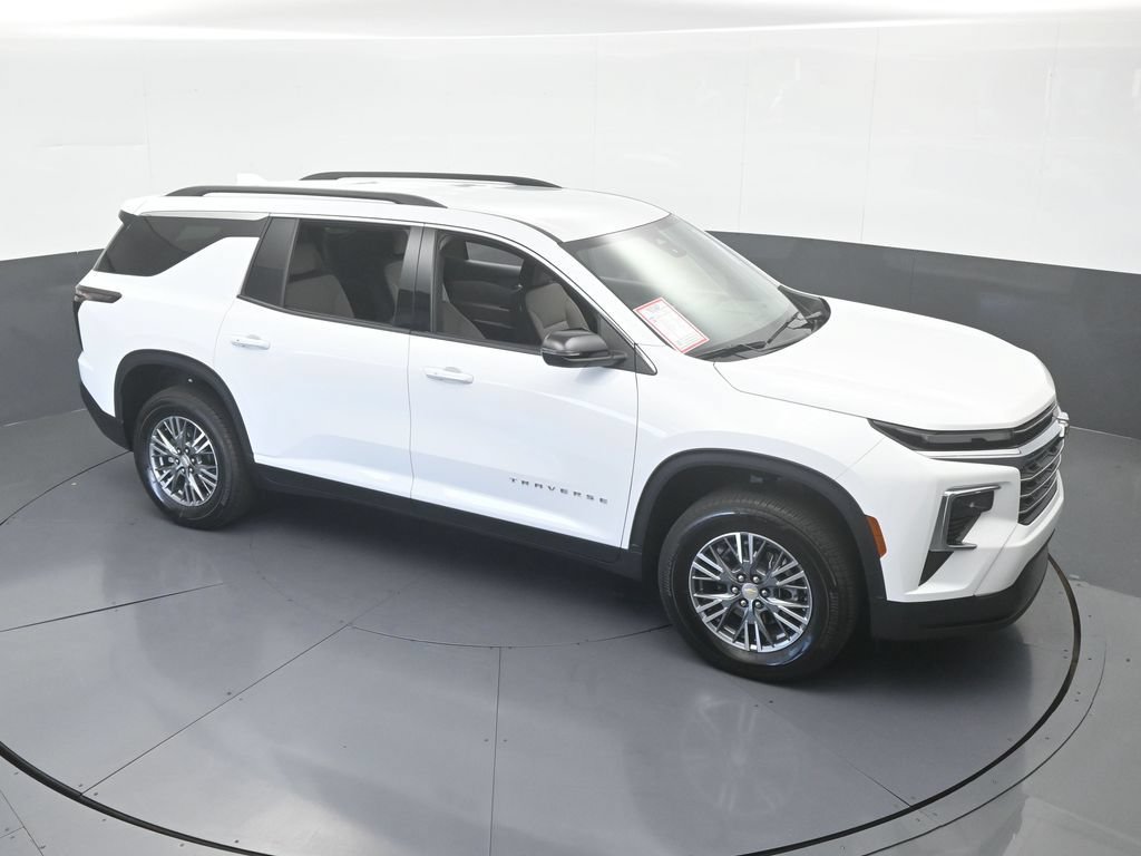 Used 2025 Chevrolet Traverse LT FWD image 53