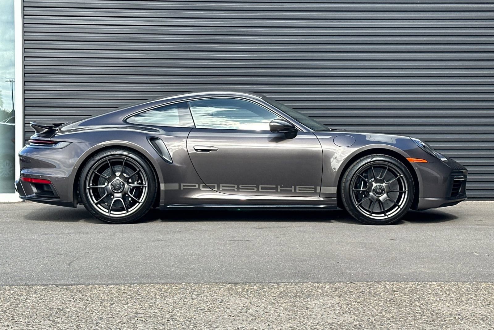 Used 2025 Porsche 911 Turbo image 9