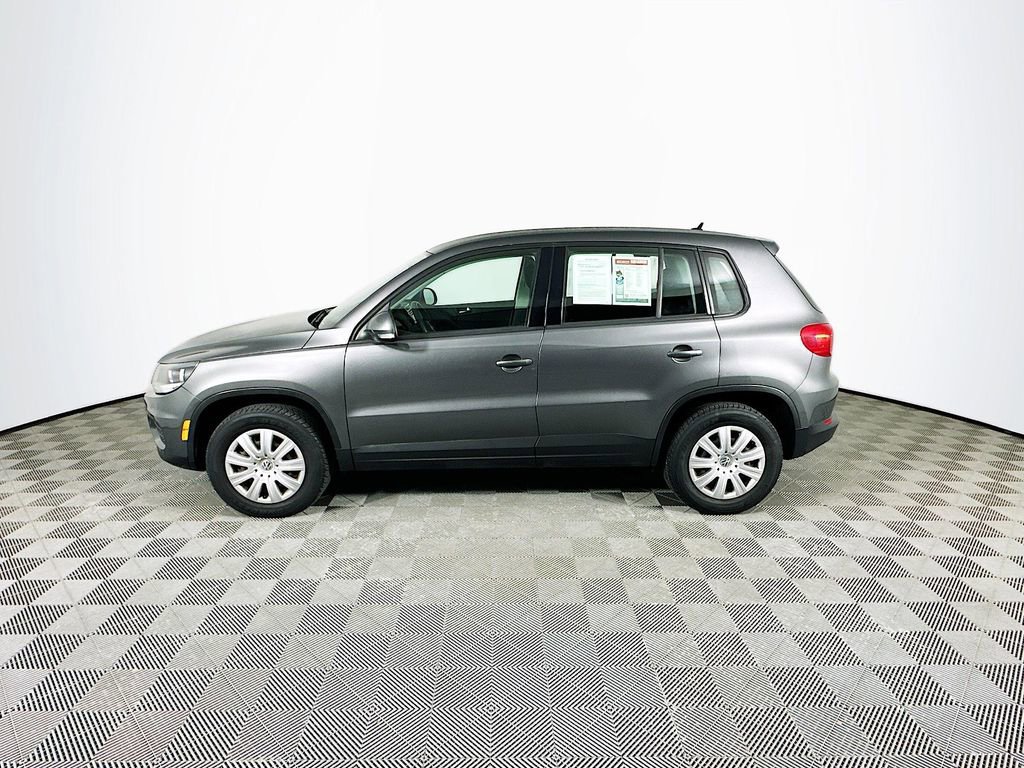 Used 2012 Volkswagen Tiguan S image 6