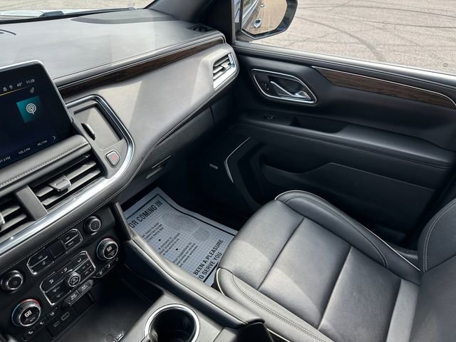 Used 2023 Chevrolet Suburban Premier image 29
