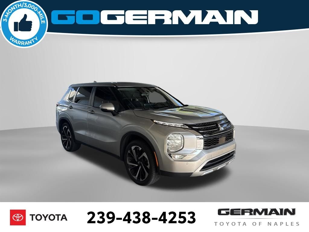 Used 2022 Mitsubishi Outlander SE FWD image 12
