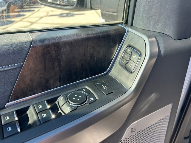 New 2026 Ford F350 Lariat w/ Black Appearance Package image 23