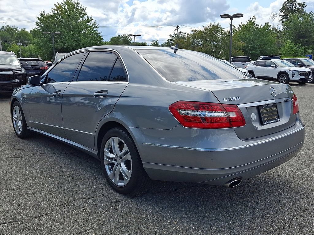 Used 2010 Mercedes-Benz E 350 4MATIC Sedan image 4