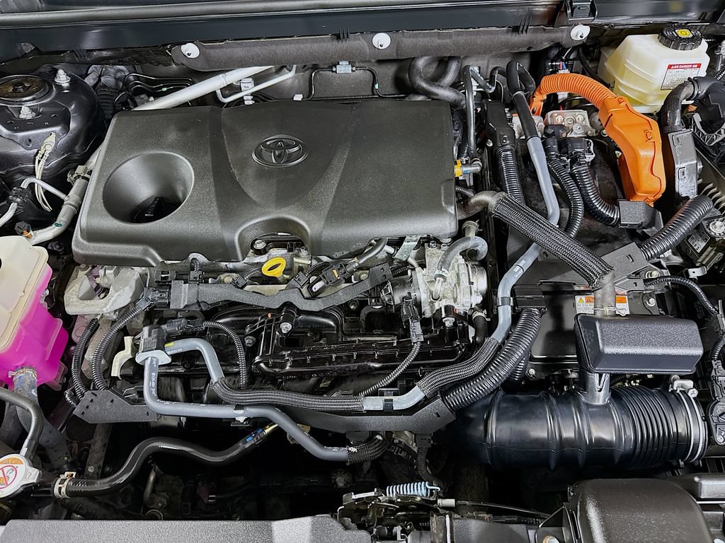 Certified 2023 Toyota RAV4 XLE AWD/4WD image 32