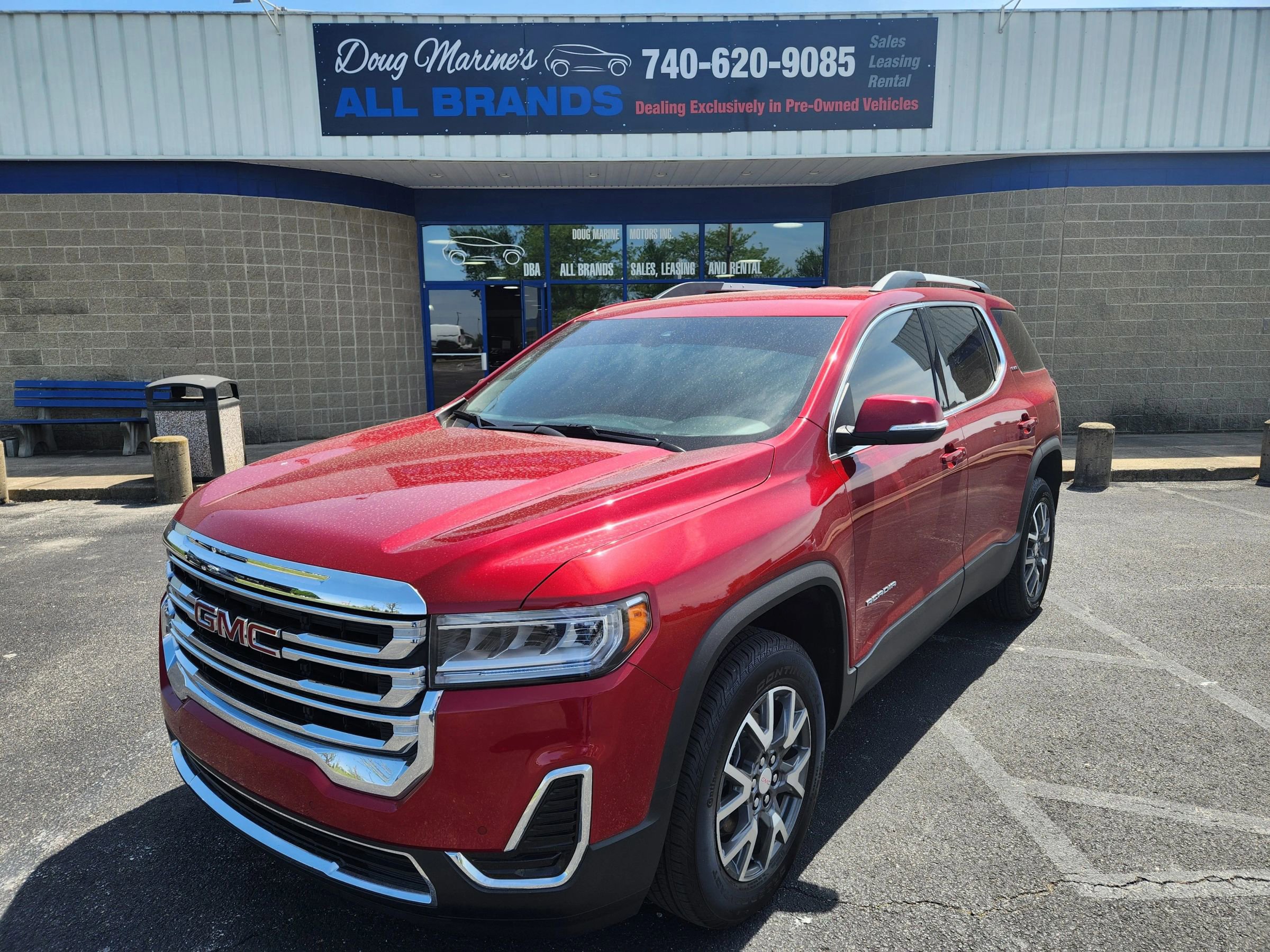 Used 2022 GMC Acadia SLE w/ Driver Convenience Package FWD image 1