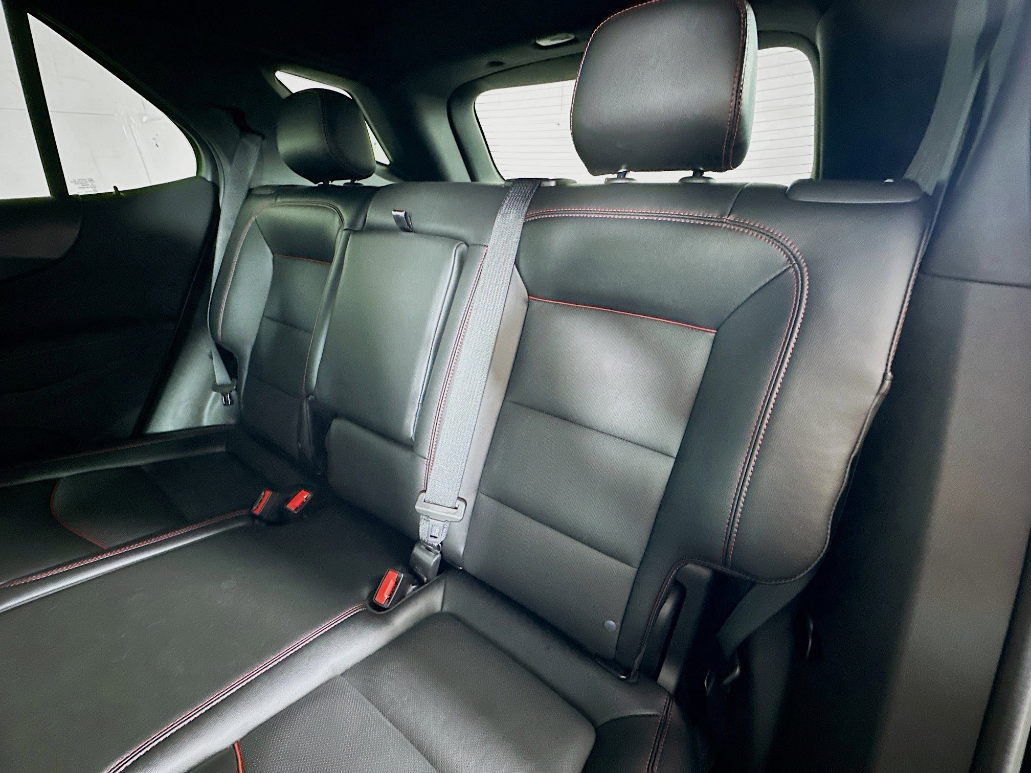 Used 2024 Chevrolet Equinox RS w/ RS Leather Package image 23