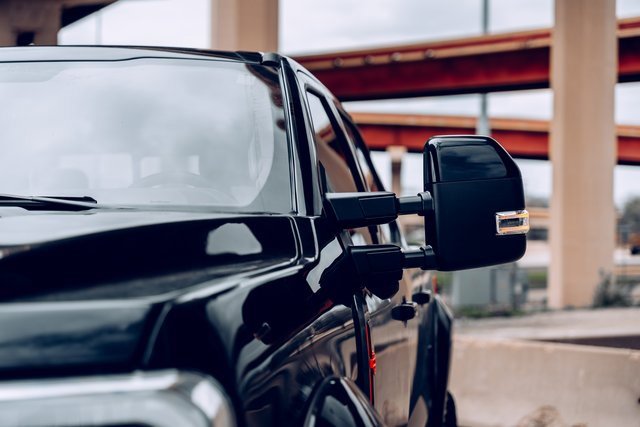 New 2026 Ford F250 Lariat w/ Black Appearance Package image 15