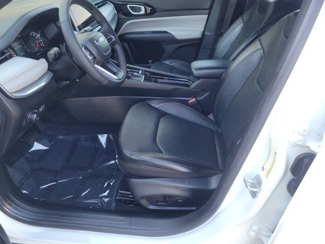 Used 2023 Jeep Compass Limited AWD/4WD image 11