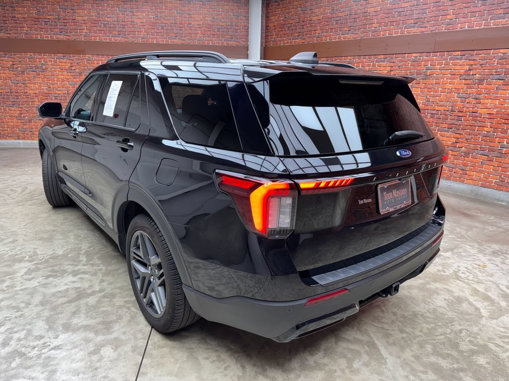 Used 2025 Ford Explorer ST-Line w/ ST-Line Street Pack AWD/4WD video 2