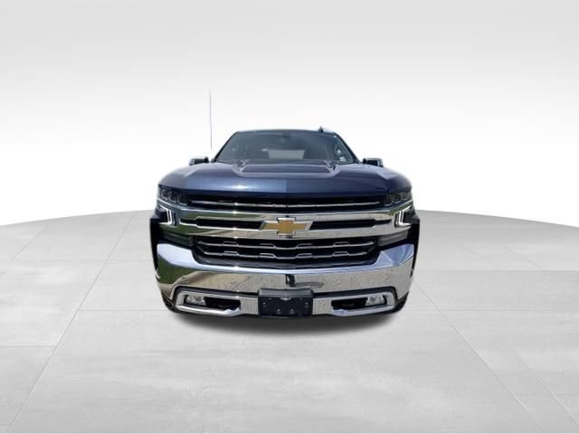 Used 2021 Chevrolet Silverado 1500 LTZ AWD/4WD image 3