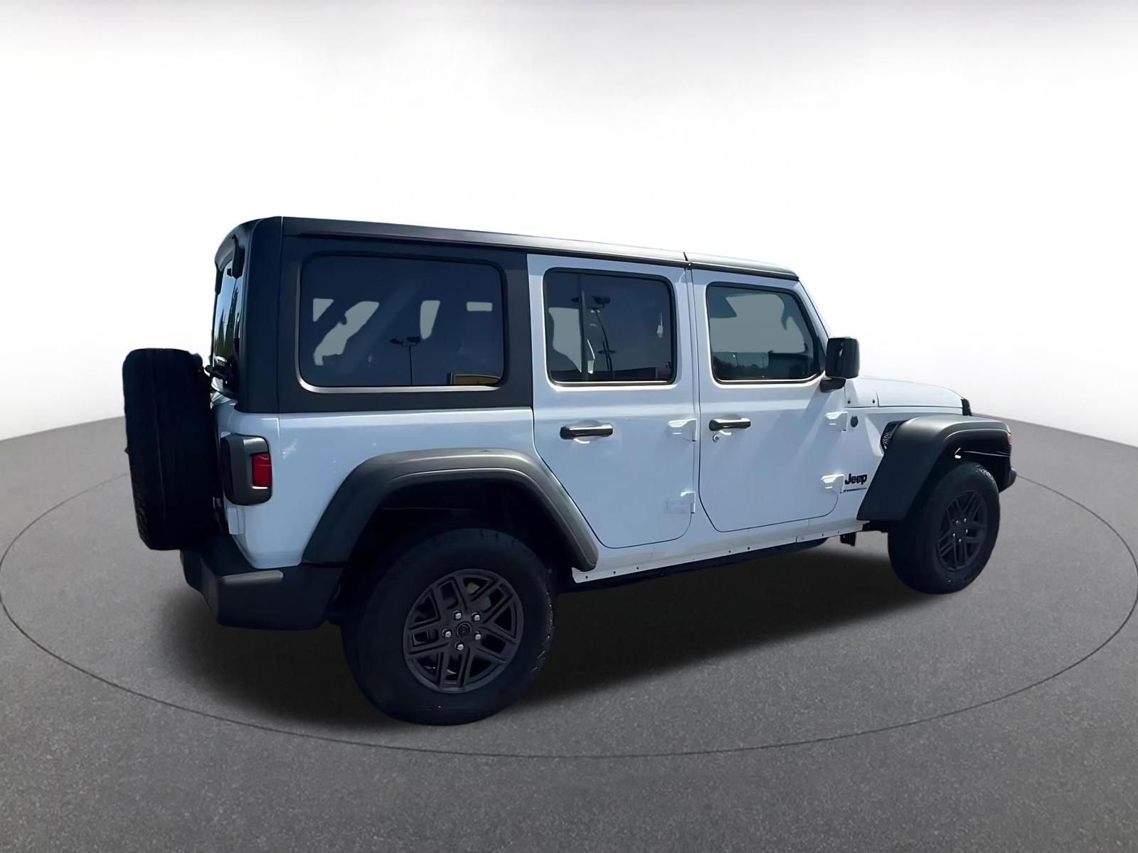 Used 2025 Jeep Wrangler Sport S AWD/4WD image 12