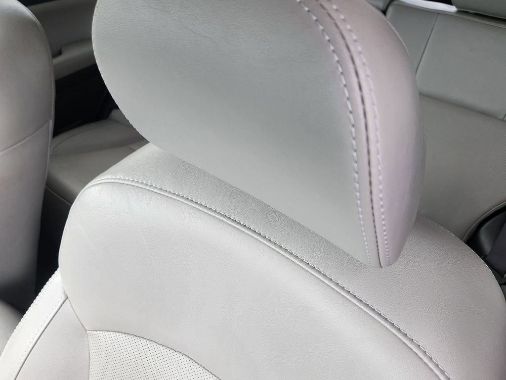 Used 2017 Subaru Forester 2.5i Limited image 6