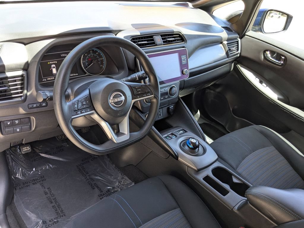 Used 2025 Nissan Leaf S FWD image 14
