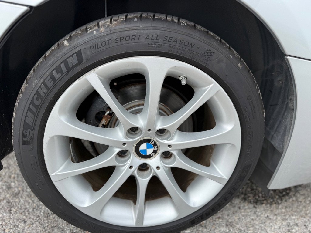 Used 2007 BMW Z4 3.0i image 16