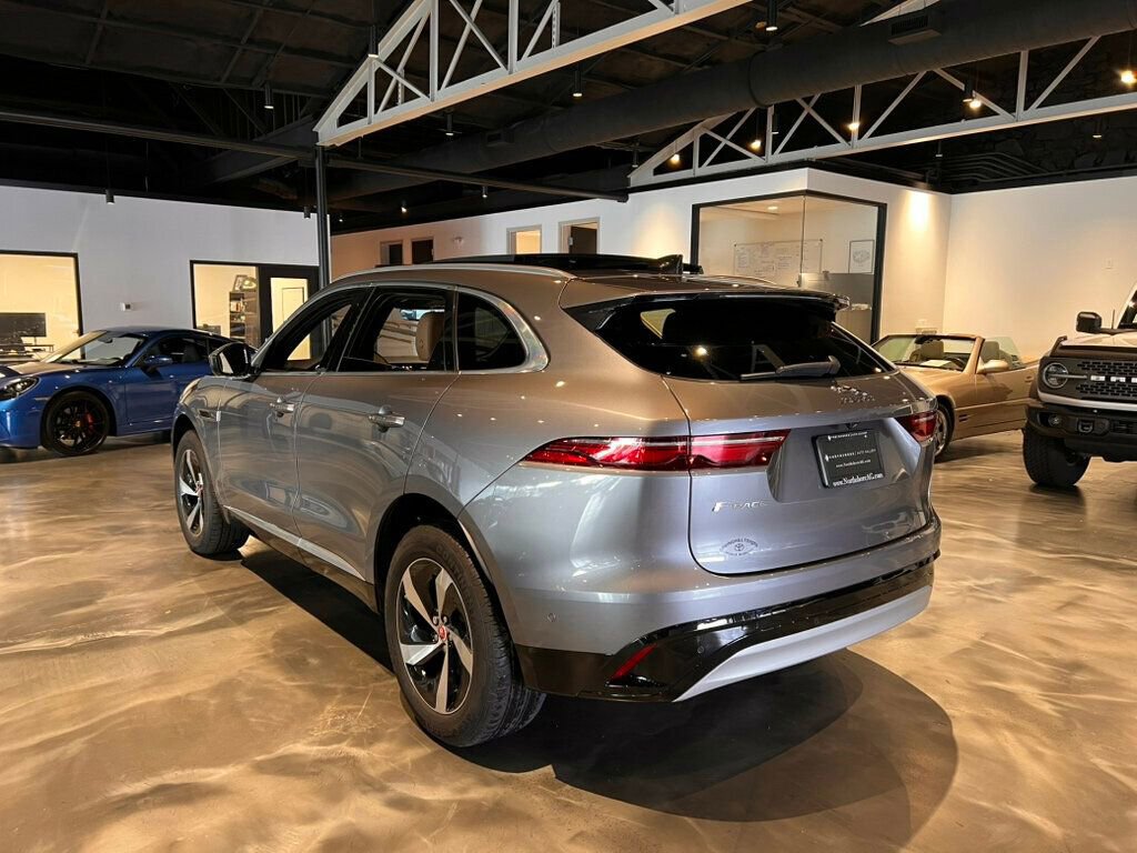 Used 2021 Jaguar F-PACE S image 4