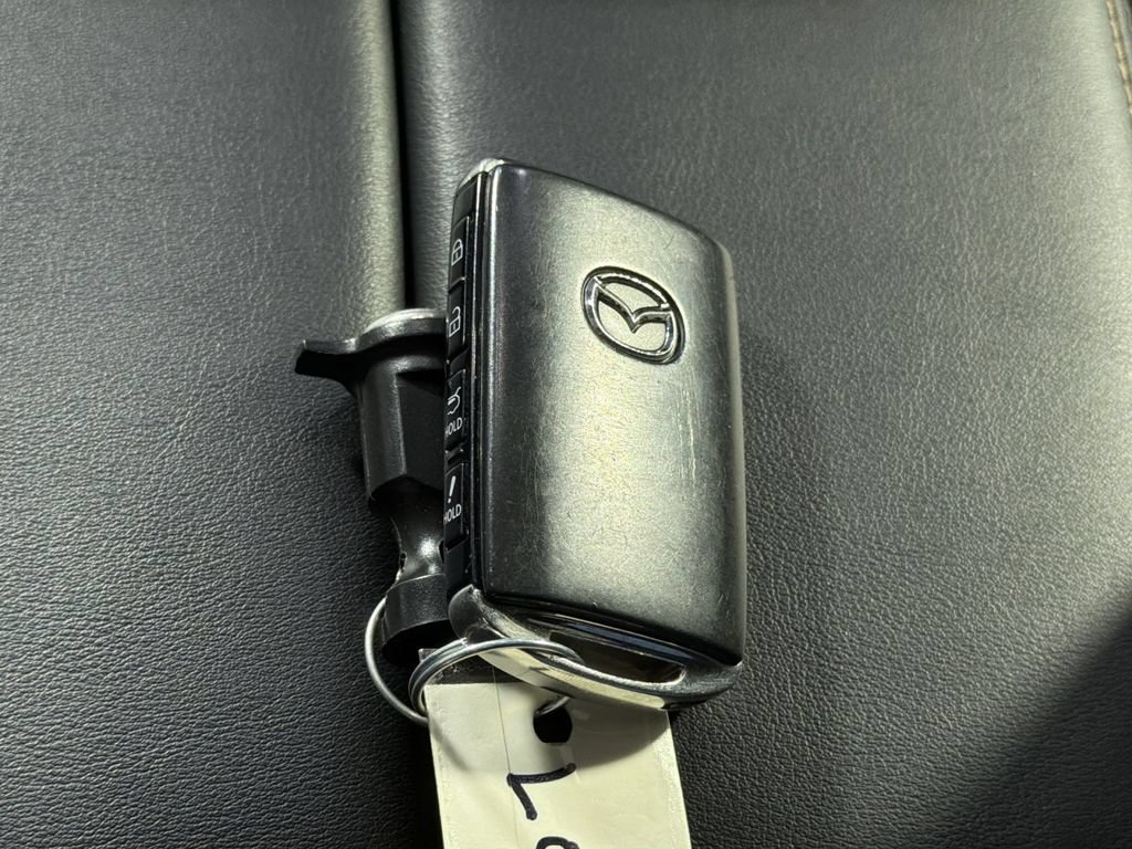 Used 2024 MAZDA CX-90 3.3 Turbo w/ Preferred Plus AWD/4WD image 34