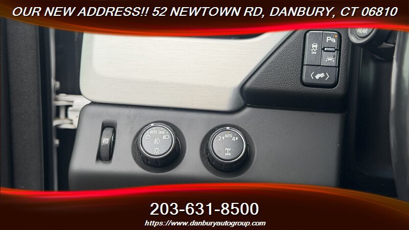 Used 2019 GMC Yukon XL SLT AWD/4WD image 16