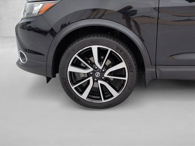 Used 2017 Nissan Rogue Sport SL FWD image 14